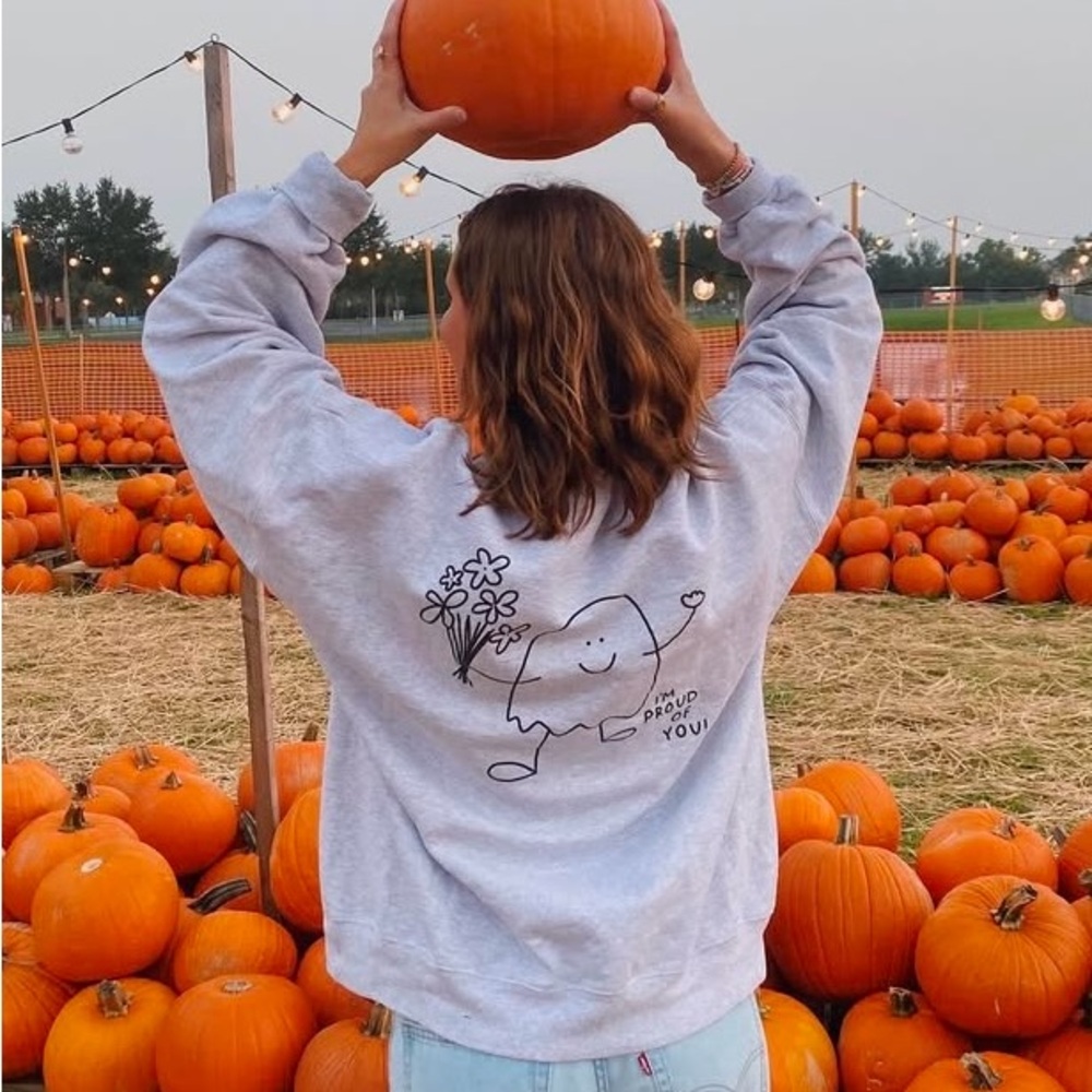 Gray Ghost Graphic Women's Crewneck Pullover